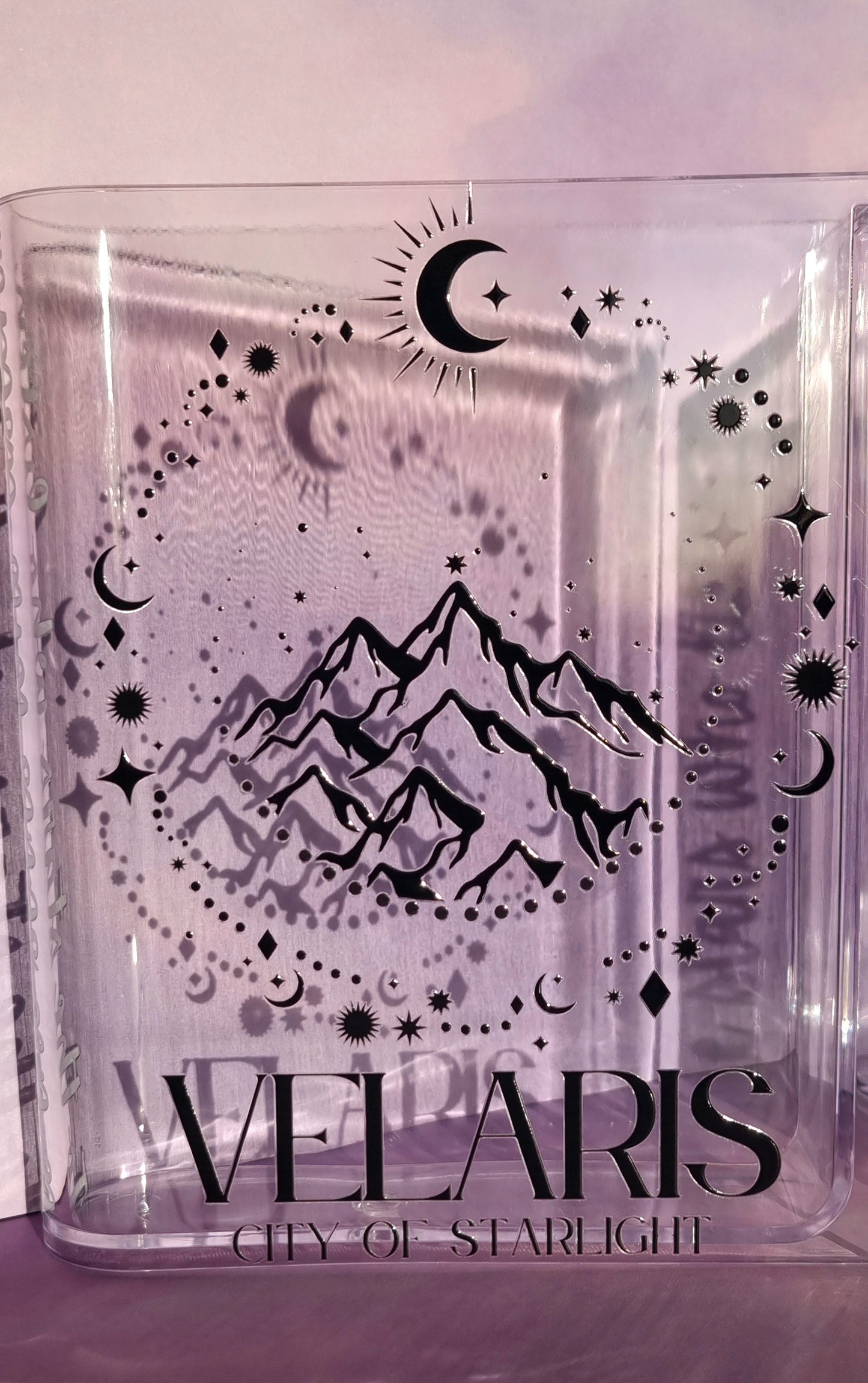 Velaris Design Book Case/Vase Acrylic