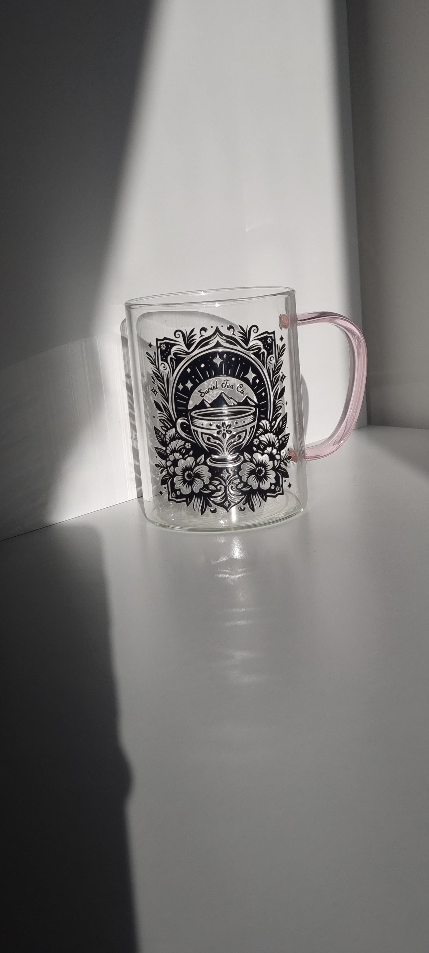 ACOTAR Suriels Tea Glass Mug with pink handle